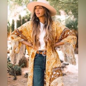 ** DO NOT BUY!!! THIS IS RESERVED**. BNWT Spell Mystic Robe M/L